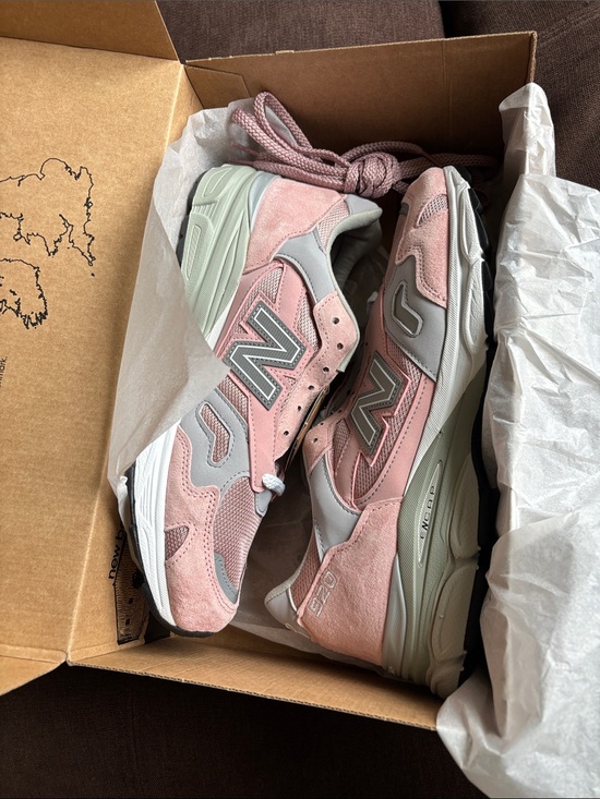 New Balance Pink and Light Gray Athletic Sneakers main image 5